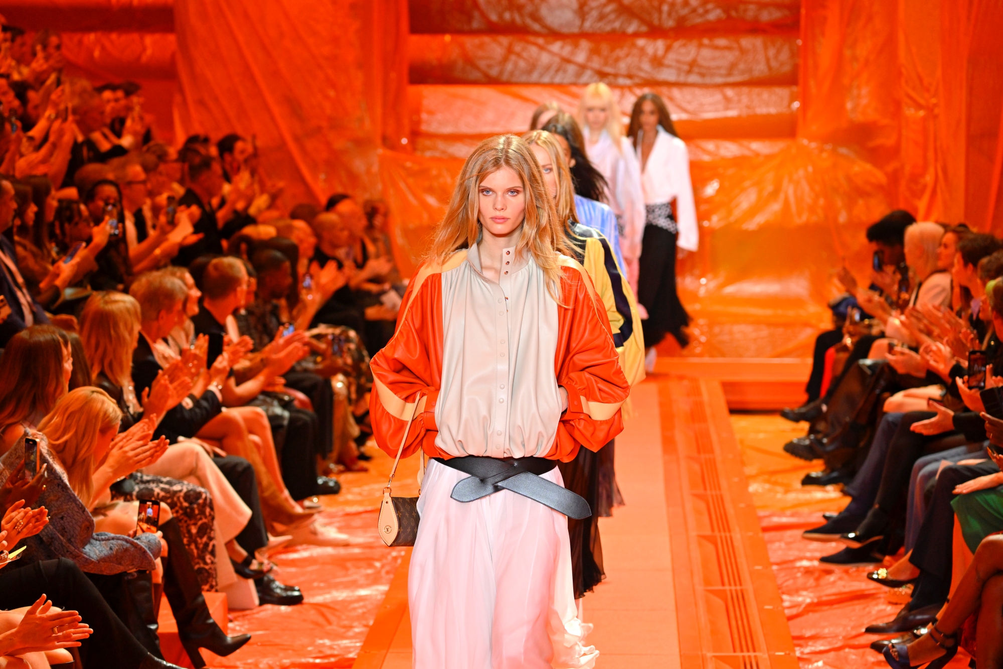 Fashion show Louis Vuitton koleksi musim panas 2024