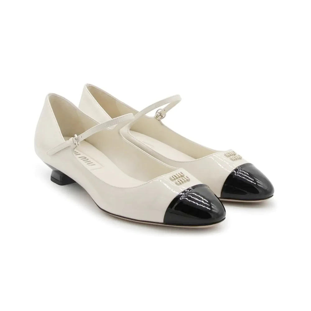 Two-tone Slingback Flats with Pearl Patent Leather Ivory/Black