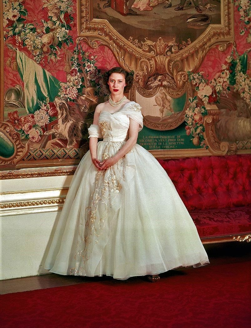 Putri Margaret mengenakan dress ikonis dari Christian Dior