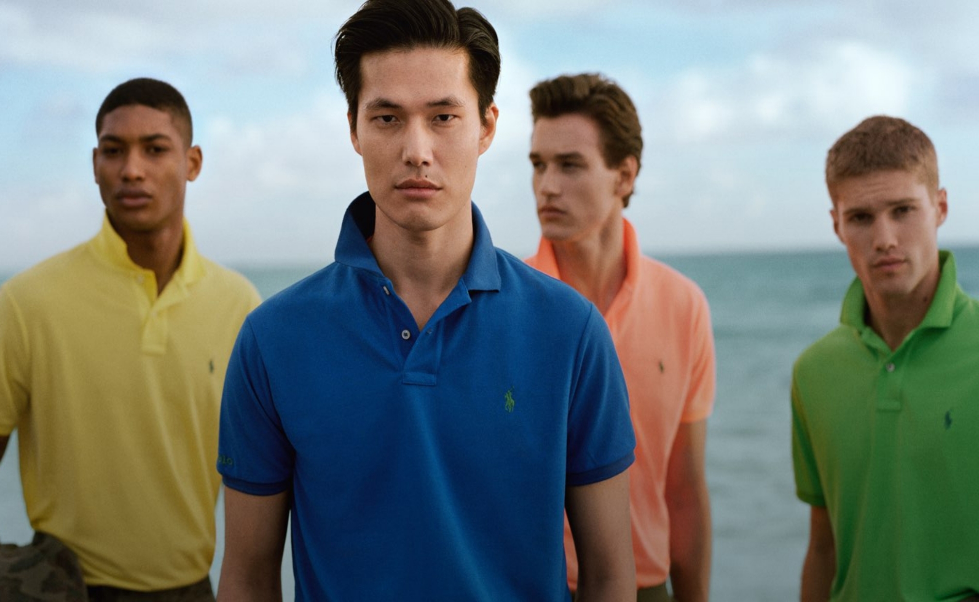 Polo T-shirt menjadi produk populer dari Polo Ralph Lauren