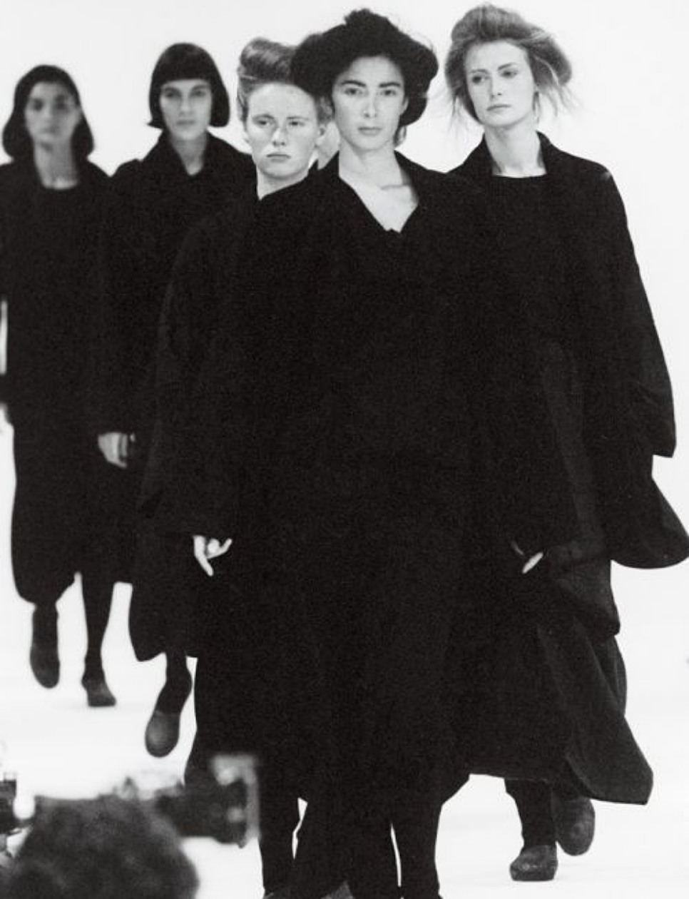 Koleksi Fall 1982 Comme des Garçons