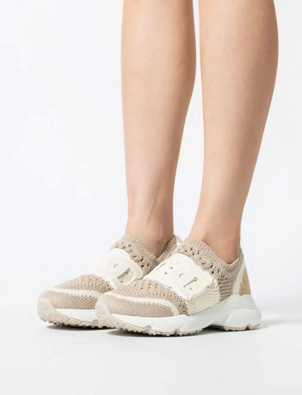 3. Tod' s Chain Leather Accessory Crochet Socks Slip-On Sneakers Beige Off White