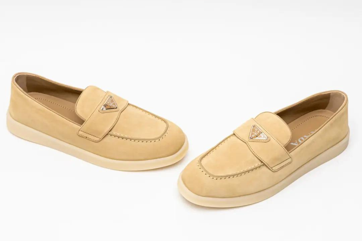 sepatu bahan leather - Prada Suede Leather Loafers Ecru