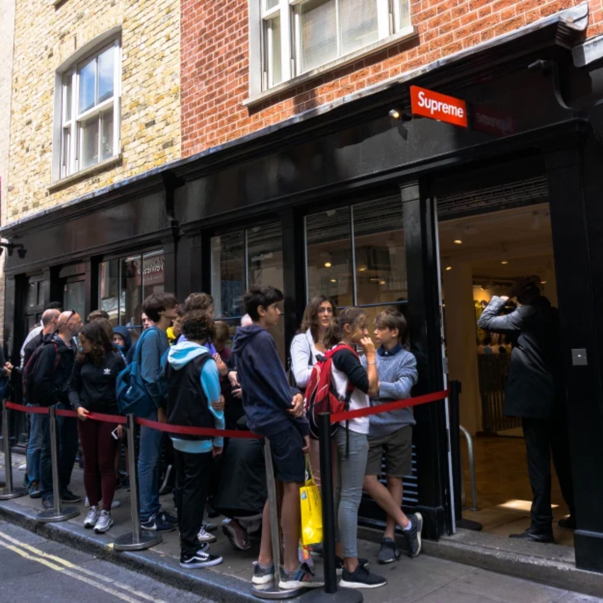 Supreme store di Soho’s Peter Street