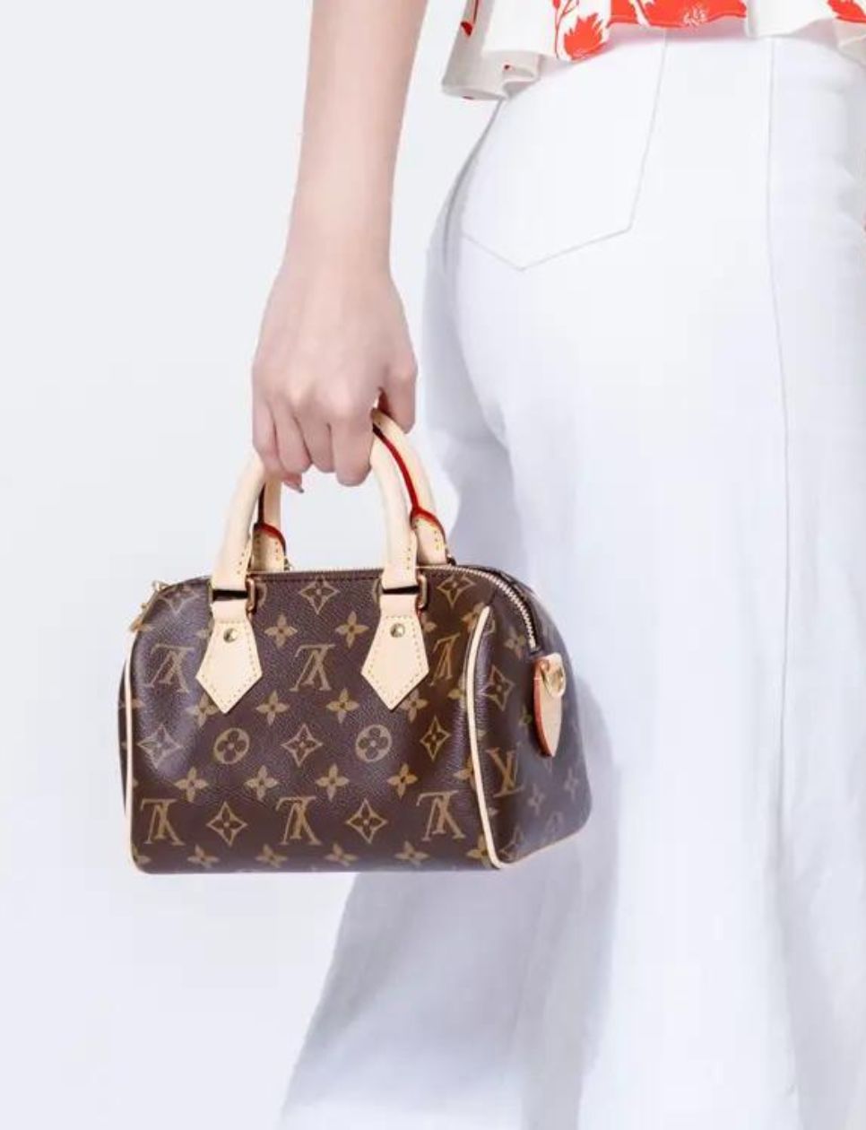 Speedy Mini dari koleksi ikonis Louis Vuitton 