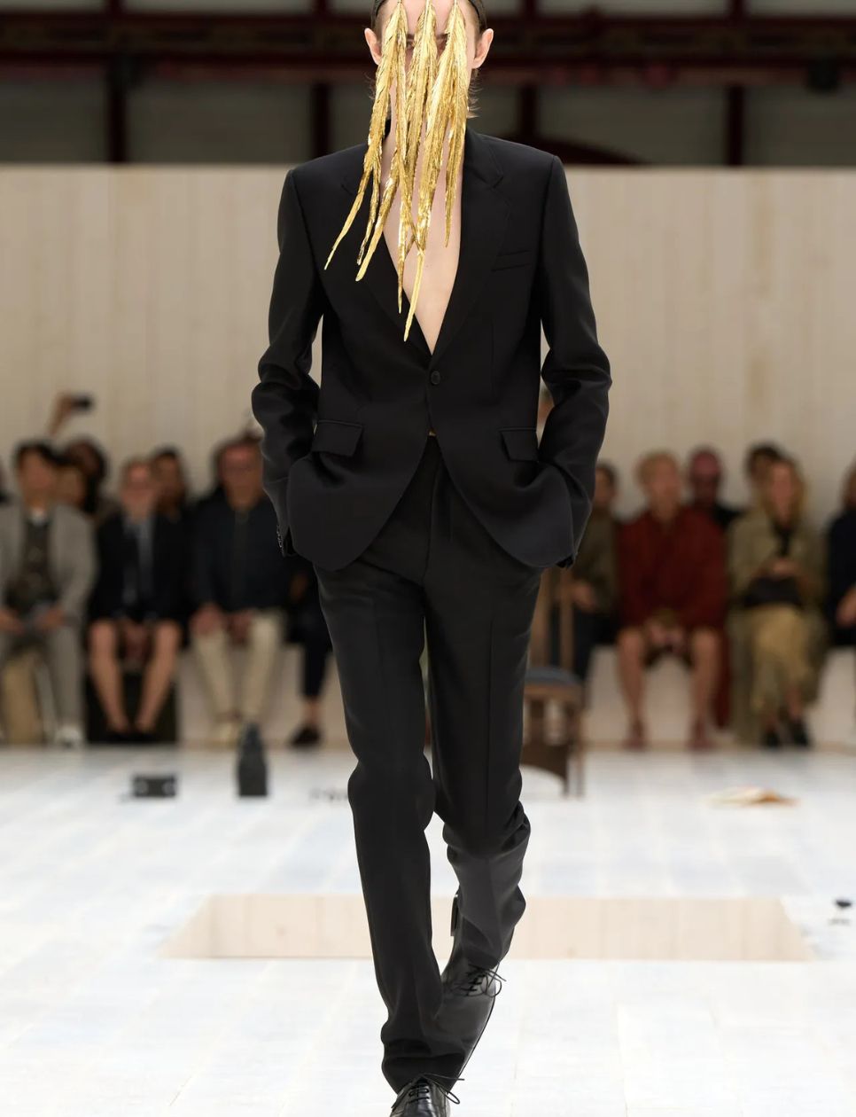 Loewe Menswear Spring/Summer 2025