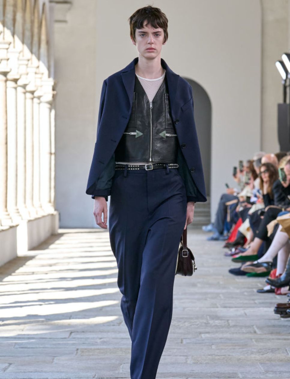 Bally Spring/Summer 2025 Collection Look 6. Sumber gambar: bally.com