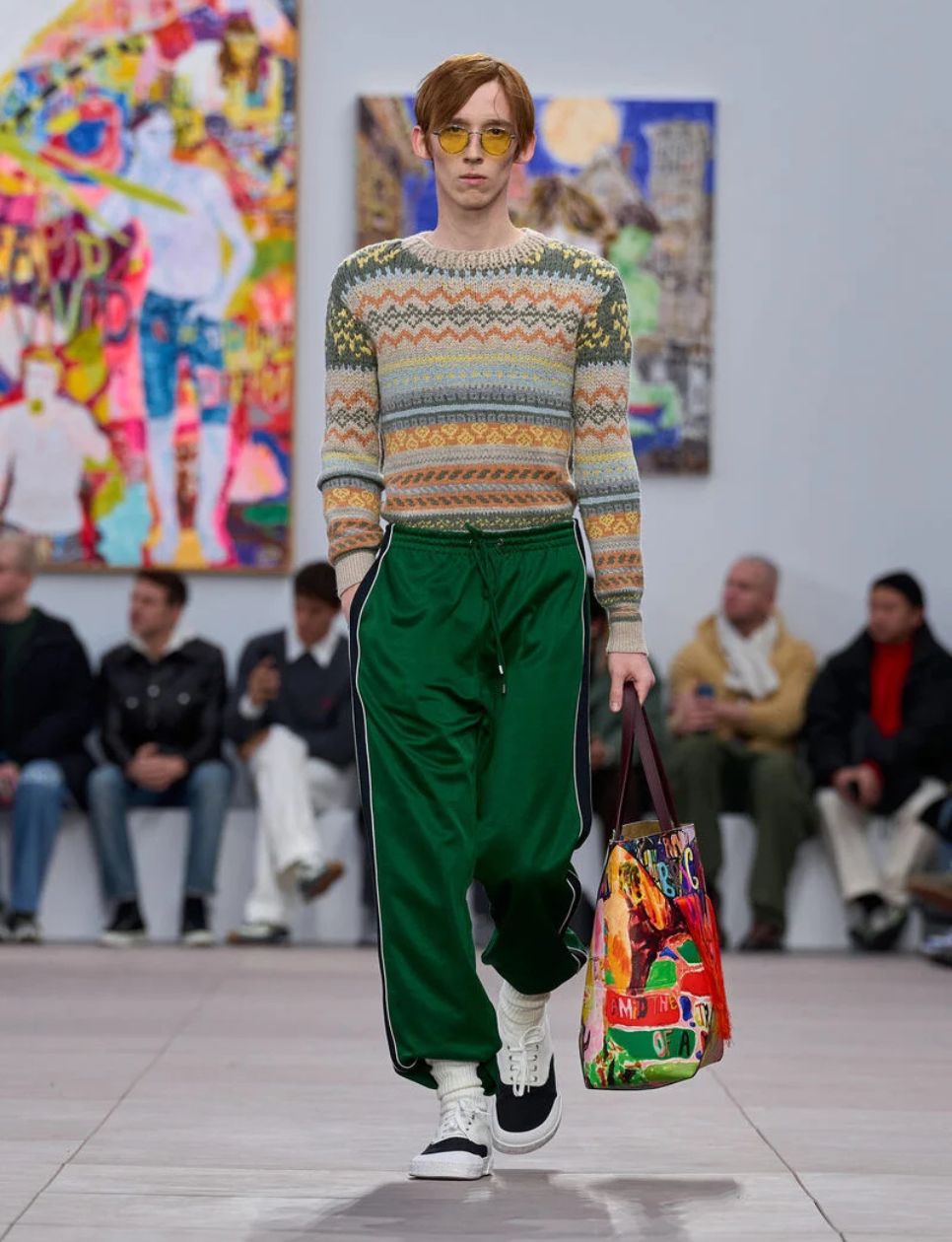 Loewe Fall/Winter 2024 Menswear Look 15. Sumber gambar: loewe.com