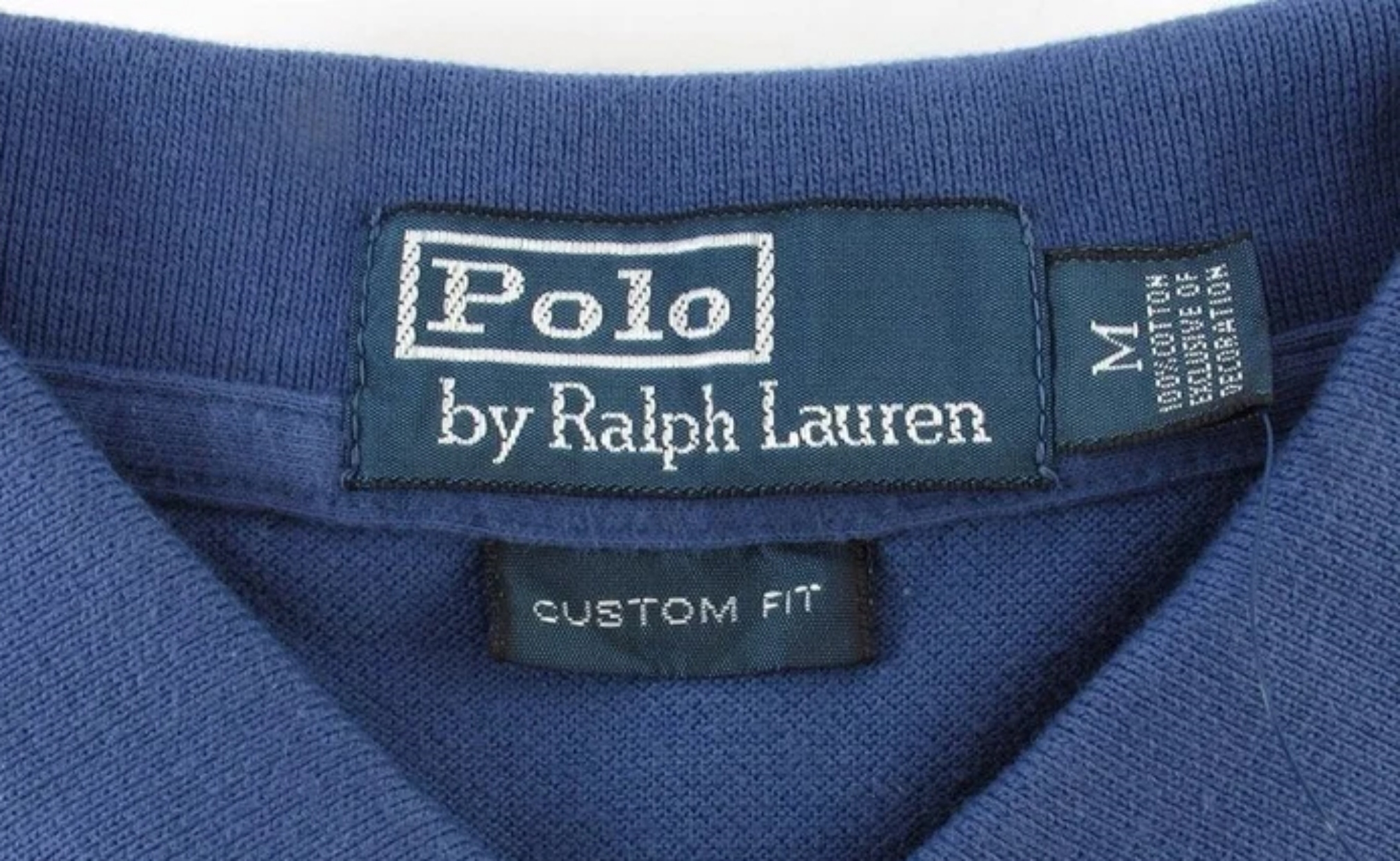 Collar label (Sumber foto: https://guides.brit.co/)