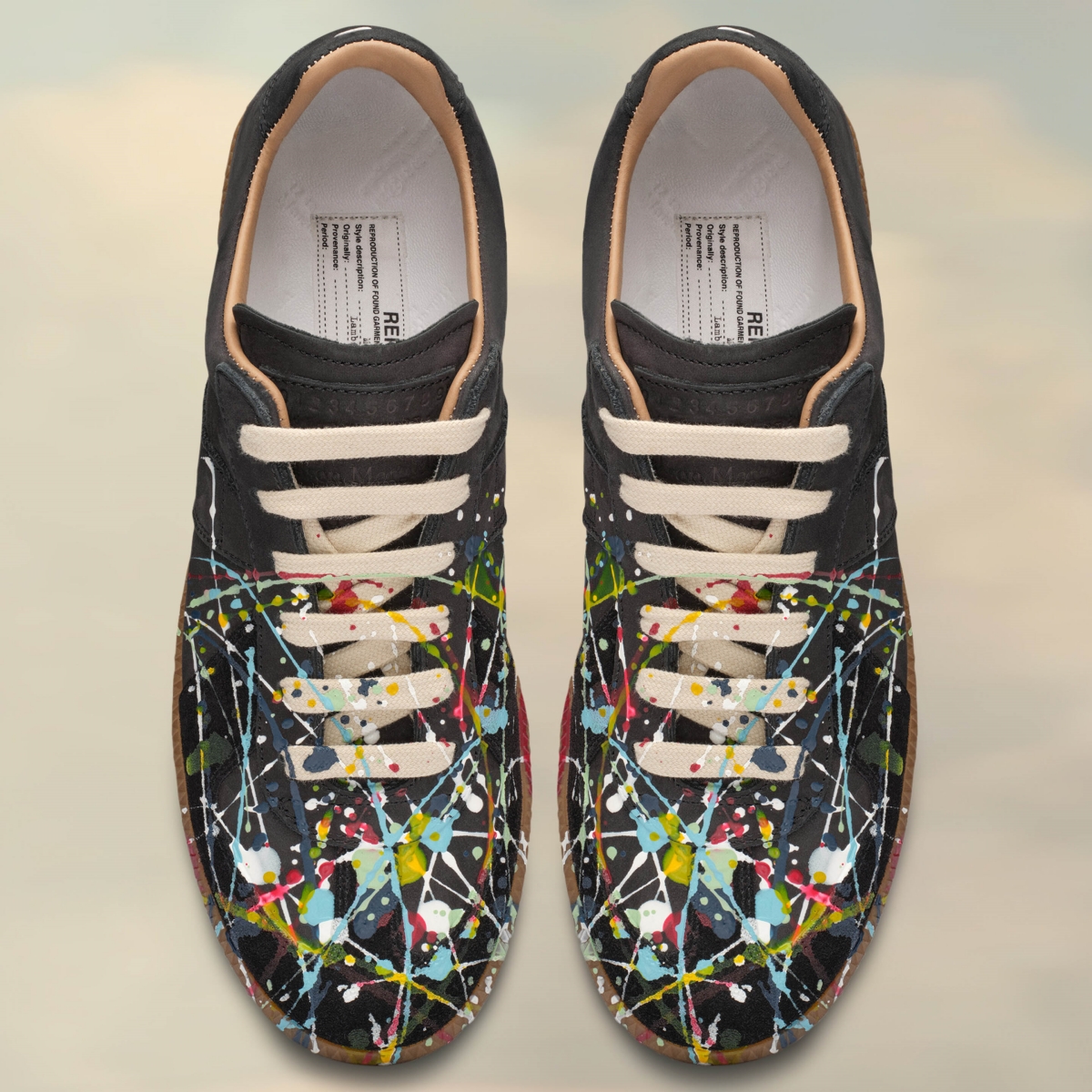 Made in Italy (Sumber foto: https://www.maisonmargiela.com/)