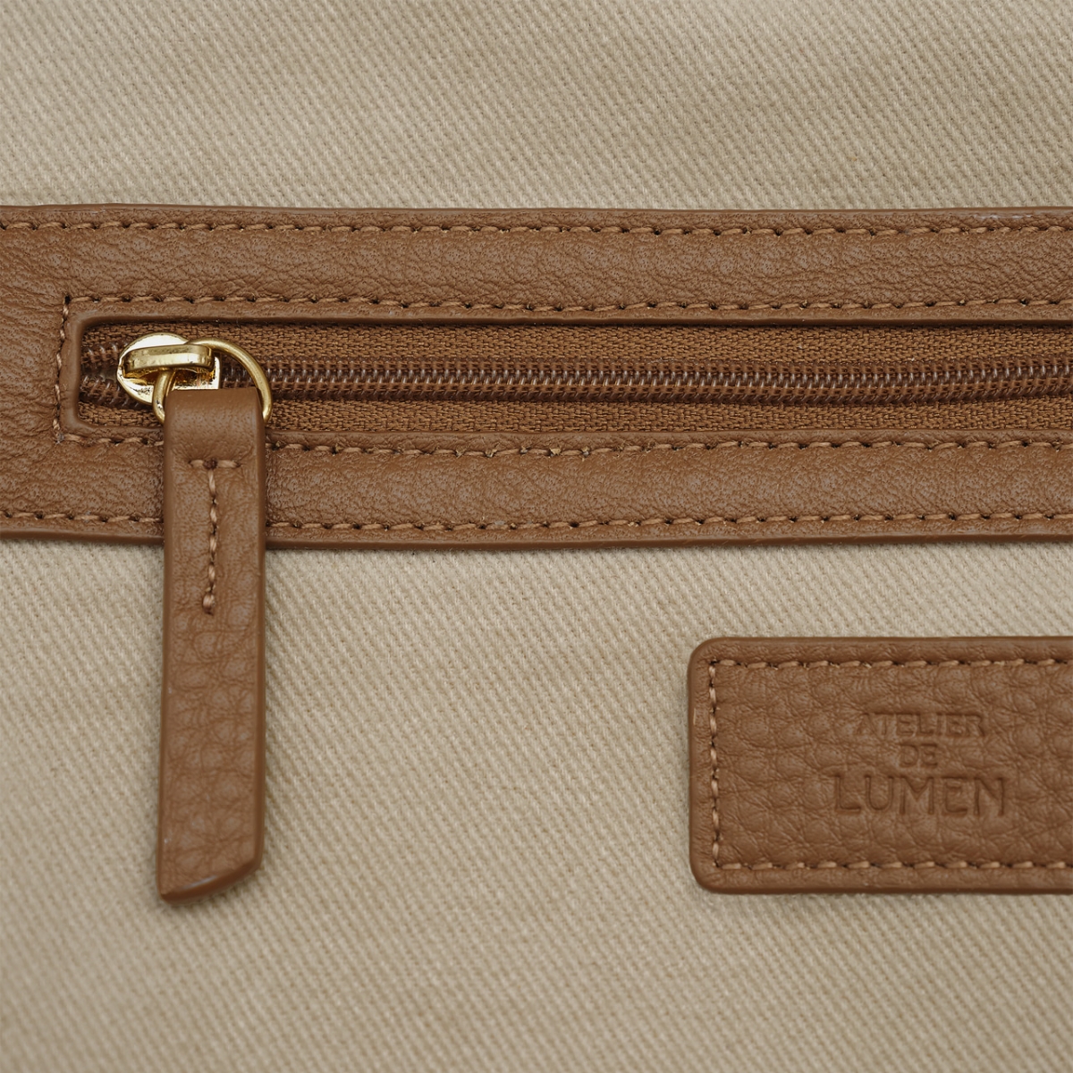Leather puller (Sumber foto: https://en.atlm.kr/ dan https://en.atlm.kr/)