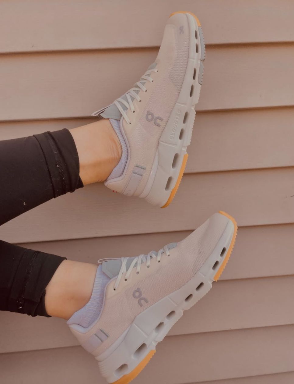 ON Cloudnova Form 2 (source: instagram.com/browns_shoefitco)