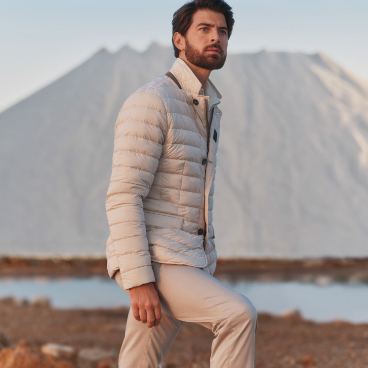 Jackets ZAVYER-OS (Sumber foto: https://www.moorer.clothing/)