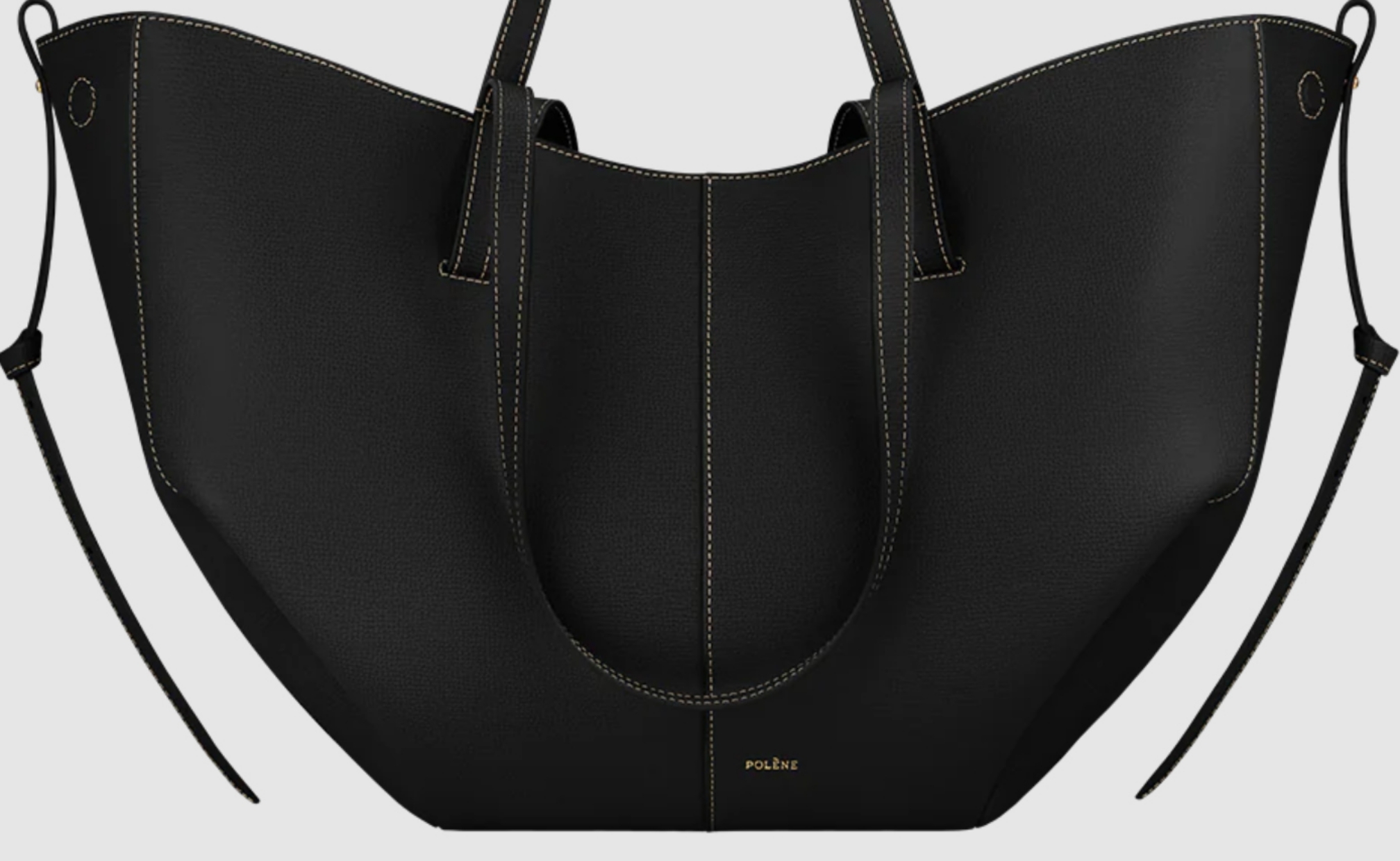 Front logo (Sumber foto: https://euro.polene-paris.com/)