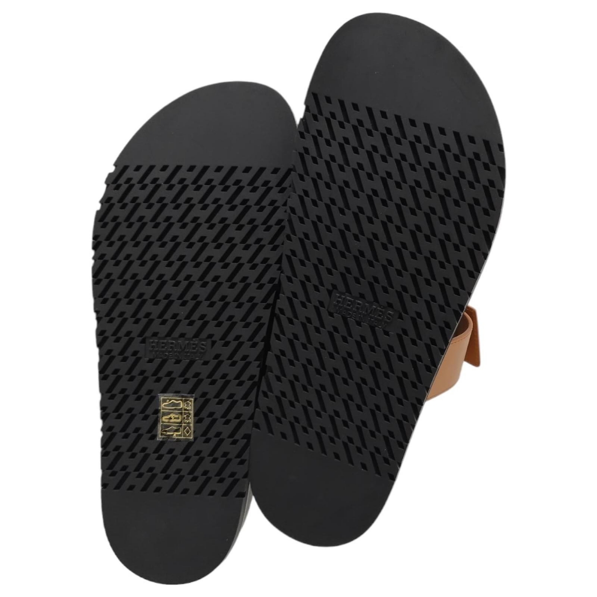 5. Periksa Outsole Sandal