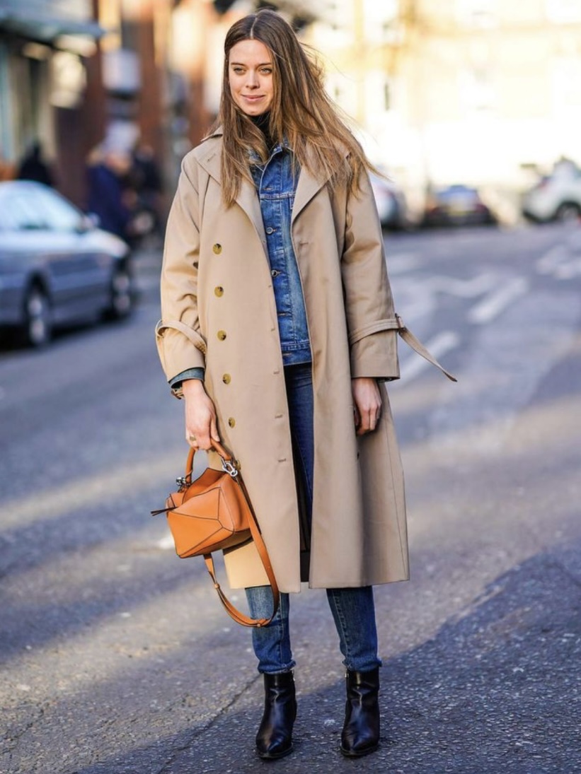 1. Loewe Small Puzzle Edge Bag Classic Calfskin Tan Shw