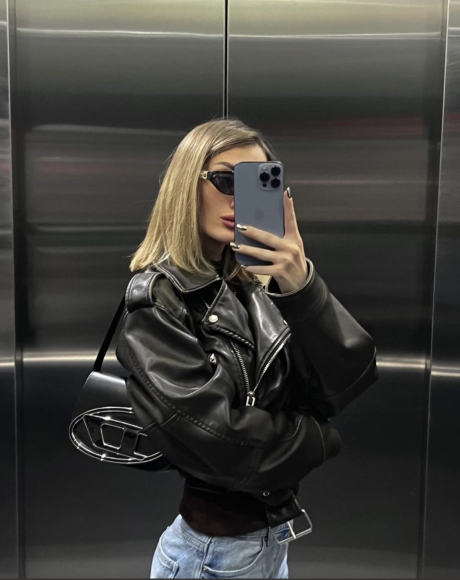 3. Diesel 1DR Iconic Mirrored Leather Shoulder Bag Black