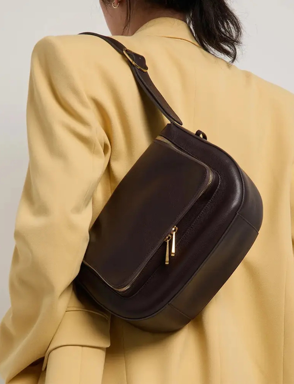 2. Anya Hindmarch Vere Shoulder Bag Calf Leather Grape