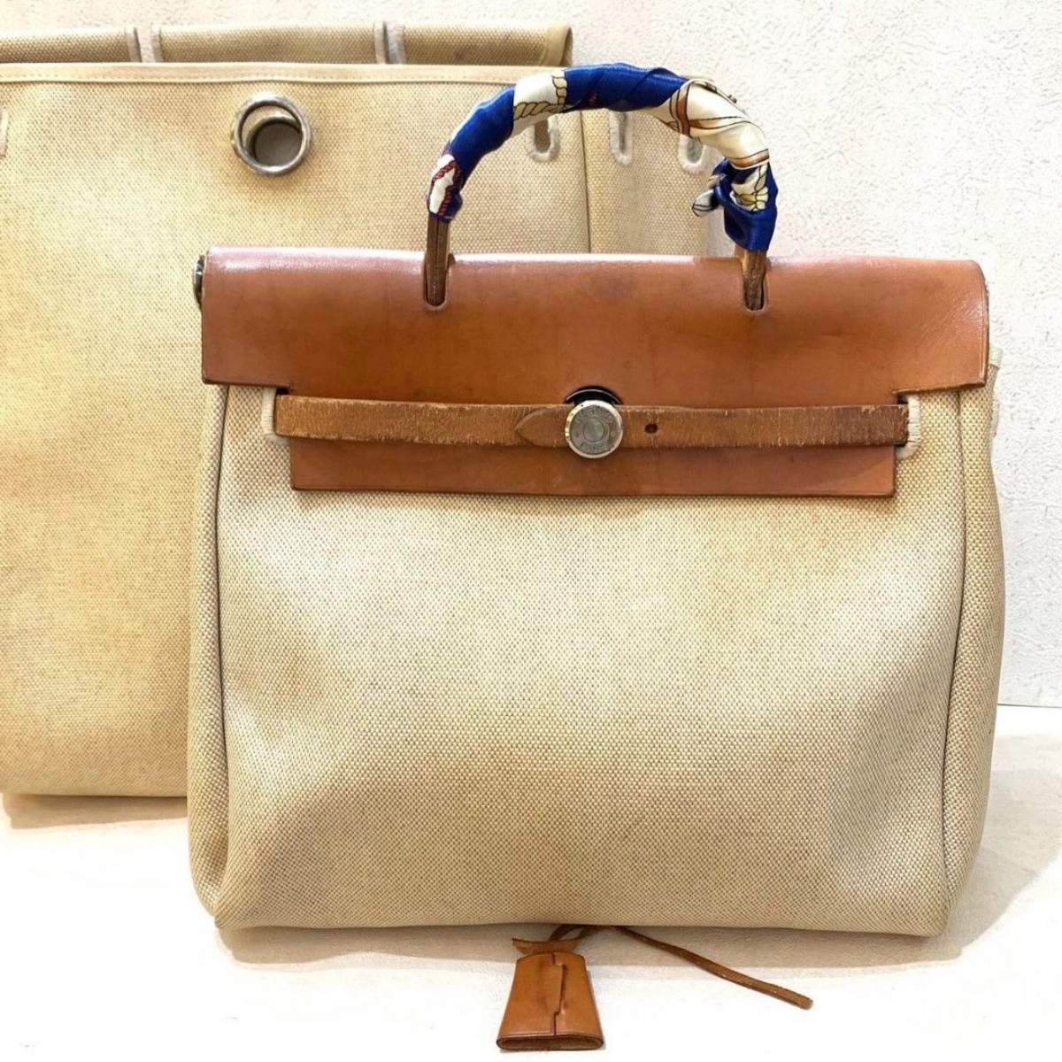 Tas Herbag Vintage 1999 (Sumber foto: id.carousell.com)