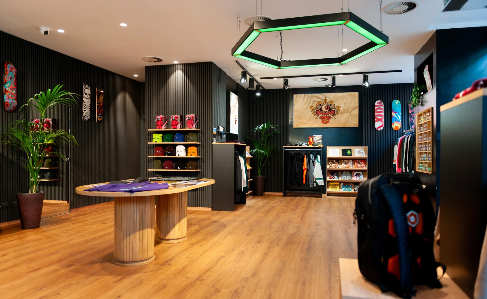 Flagship store Dolly Noire di Milan, Italia (Sumber foto: www.dollynoire)