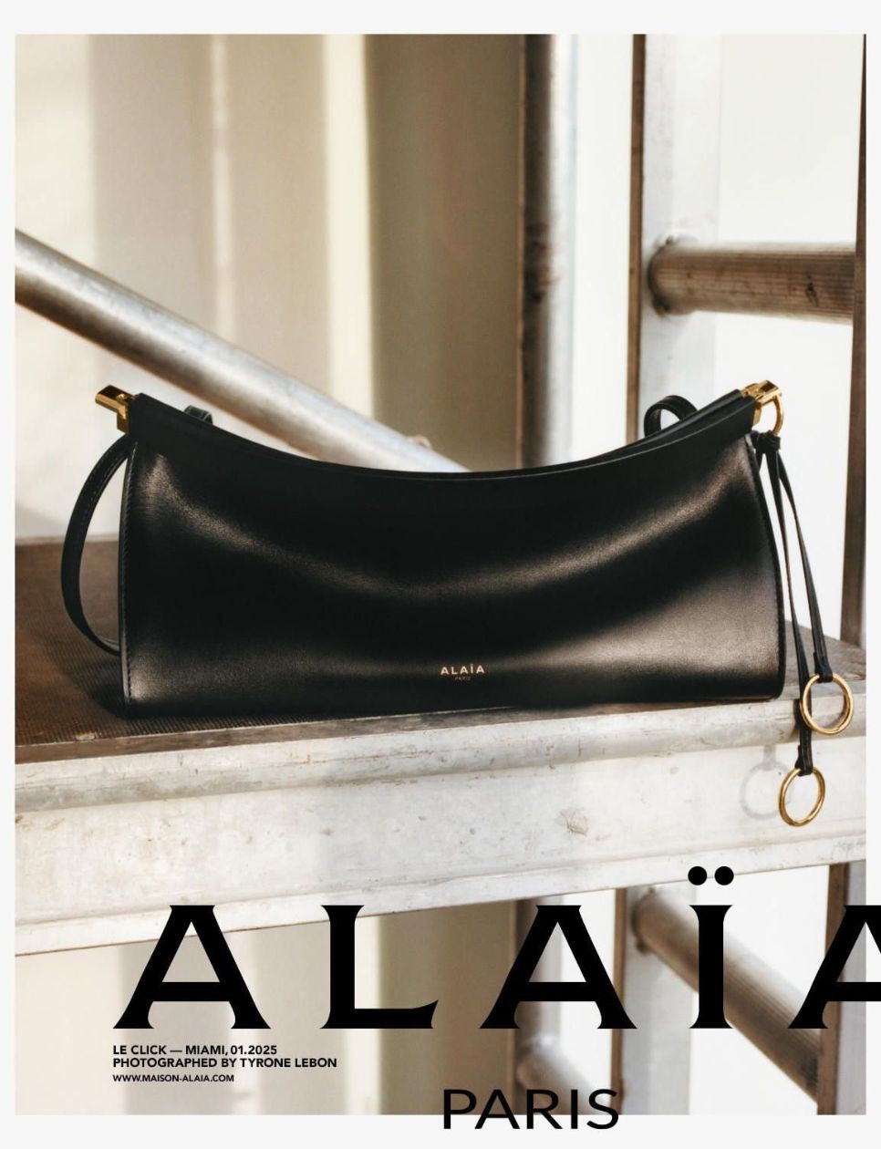 Kampanye Alaia Le Click Winter/Spring 2025 (sumber gambar: rain-mag.com)