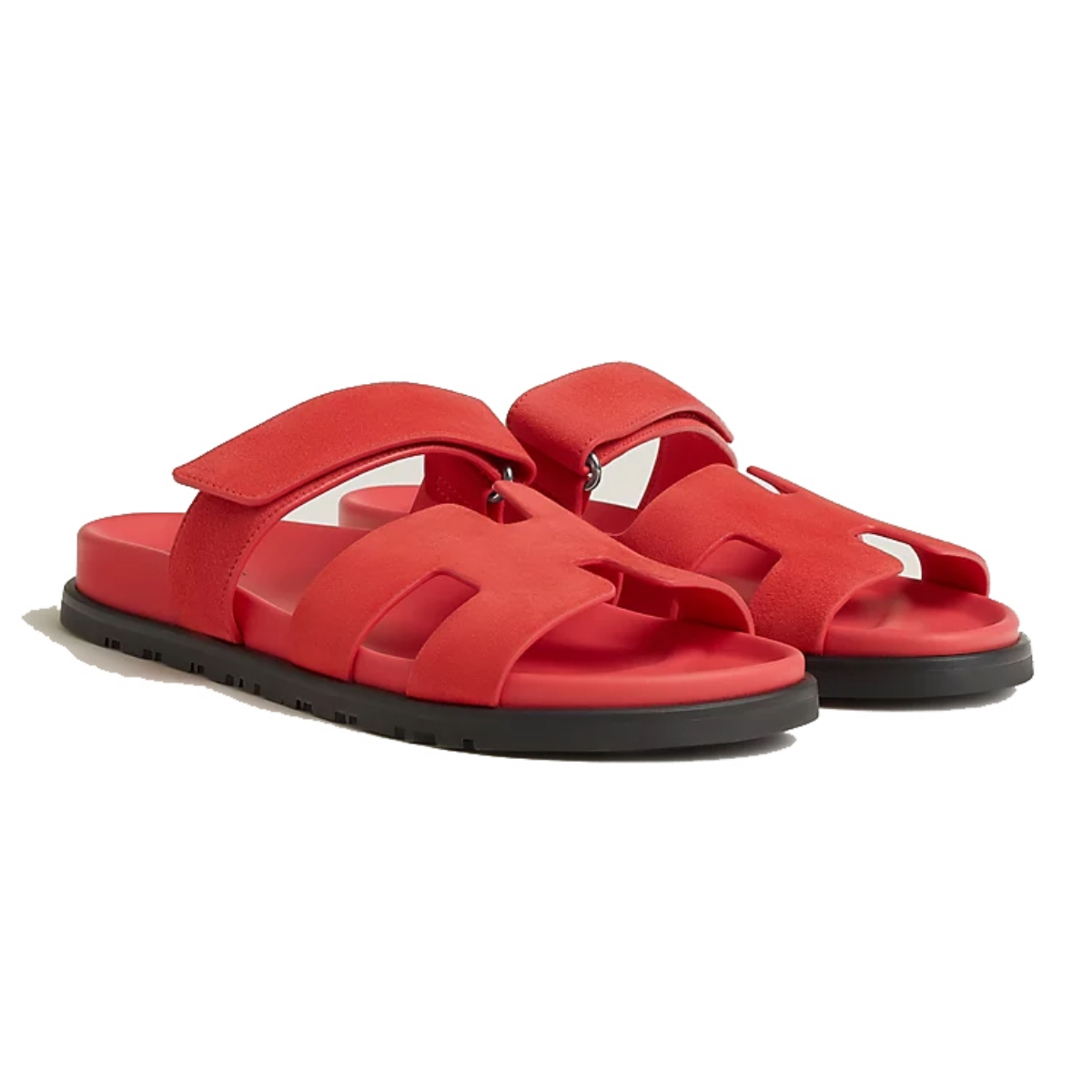 Model sandal Chypre (Sumber foto: www.Hermès.com)