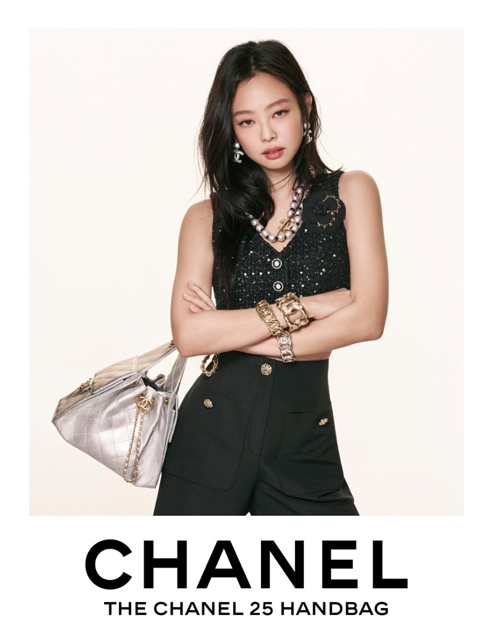 Jennie Kim dalam campaign Chanel C25 (sumber gambar: instagram.com/jennierubyjane)
