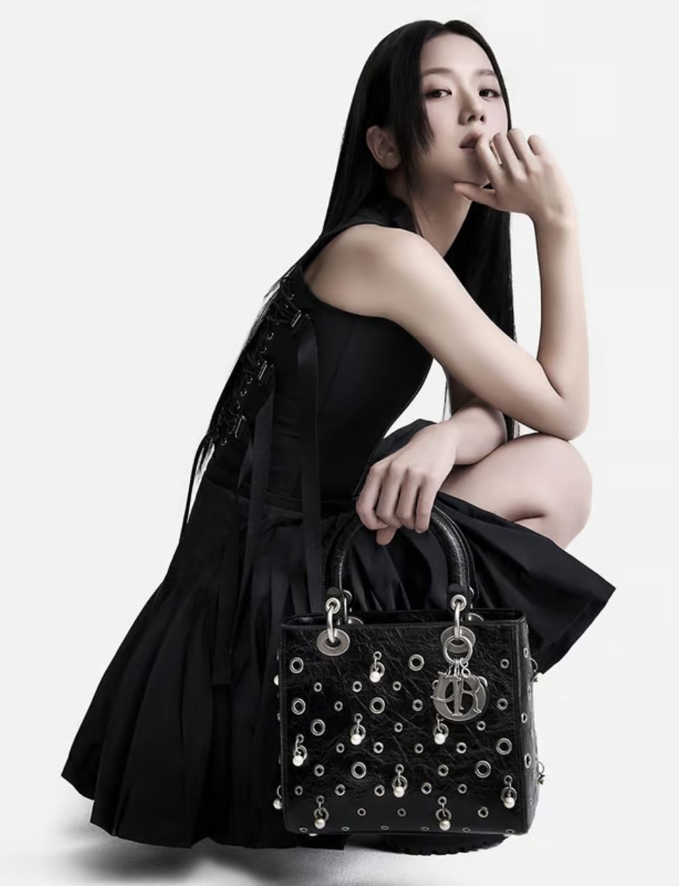 7. Jisoo x Dior