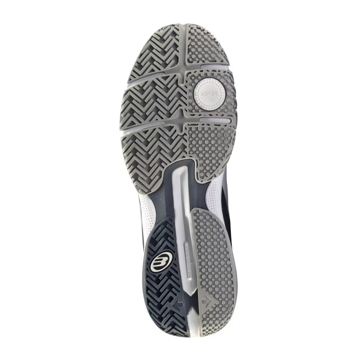 2. All-Court Shoes dengan Hybrid Sole