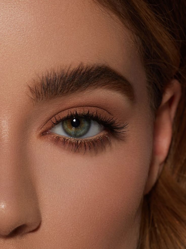 Tips Aplikasi Make Up untuk Almond Eyes