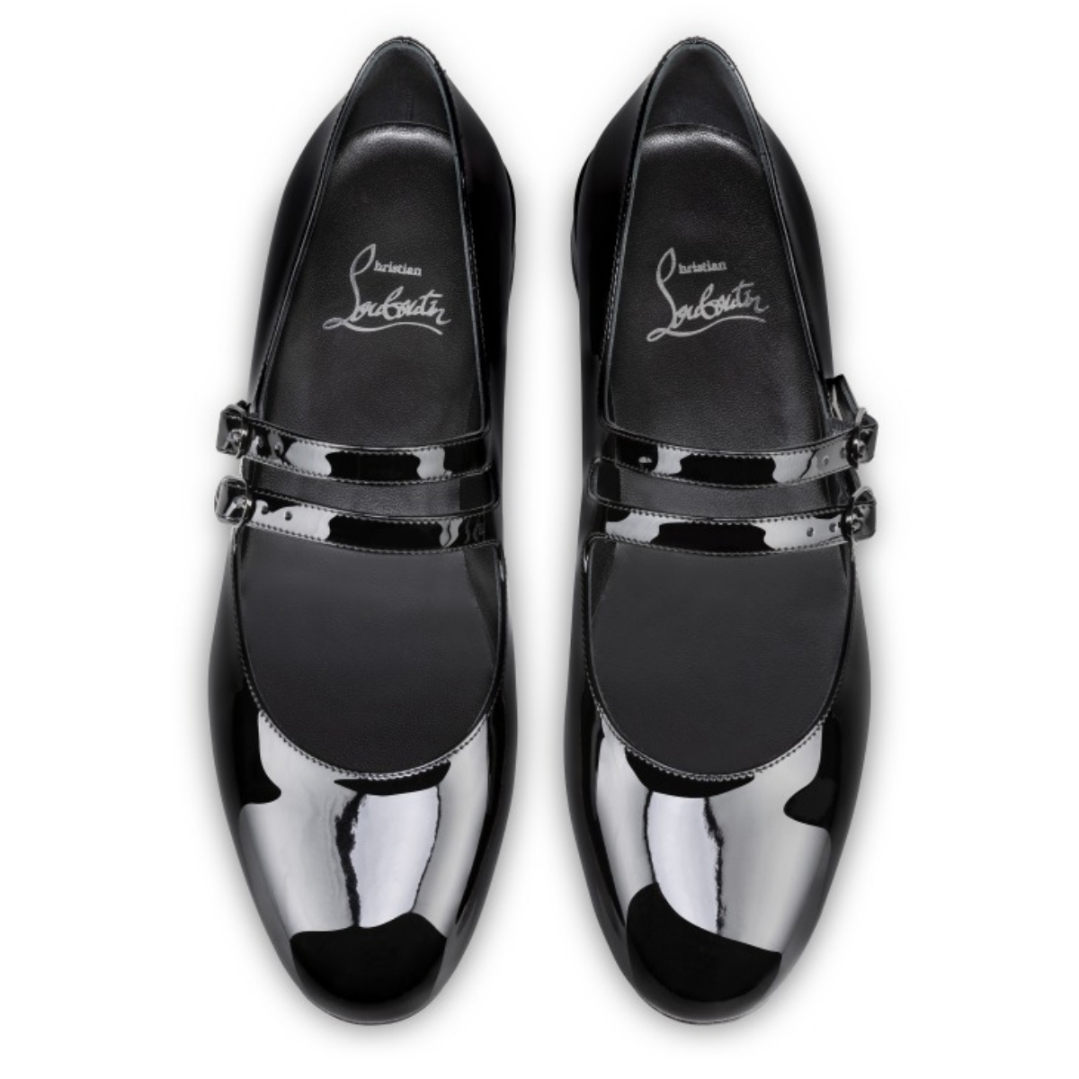 Logo pada insole (Sumber foto: eu.christianlouboutin.com)