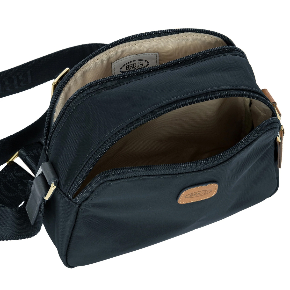 Interior tas BRIC’S (Sumber foto: www.bricsmilano.com)