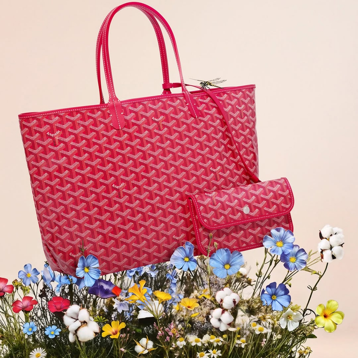 Goyard Saint Louis PM & GM in Fuchsia (Sumber foto: Instagram/goyardofficial)