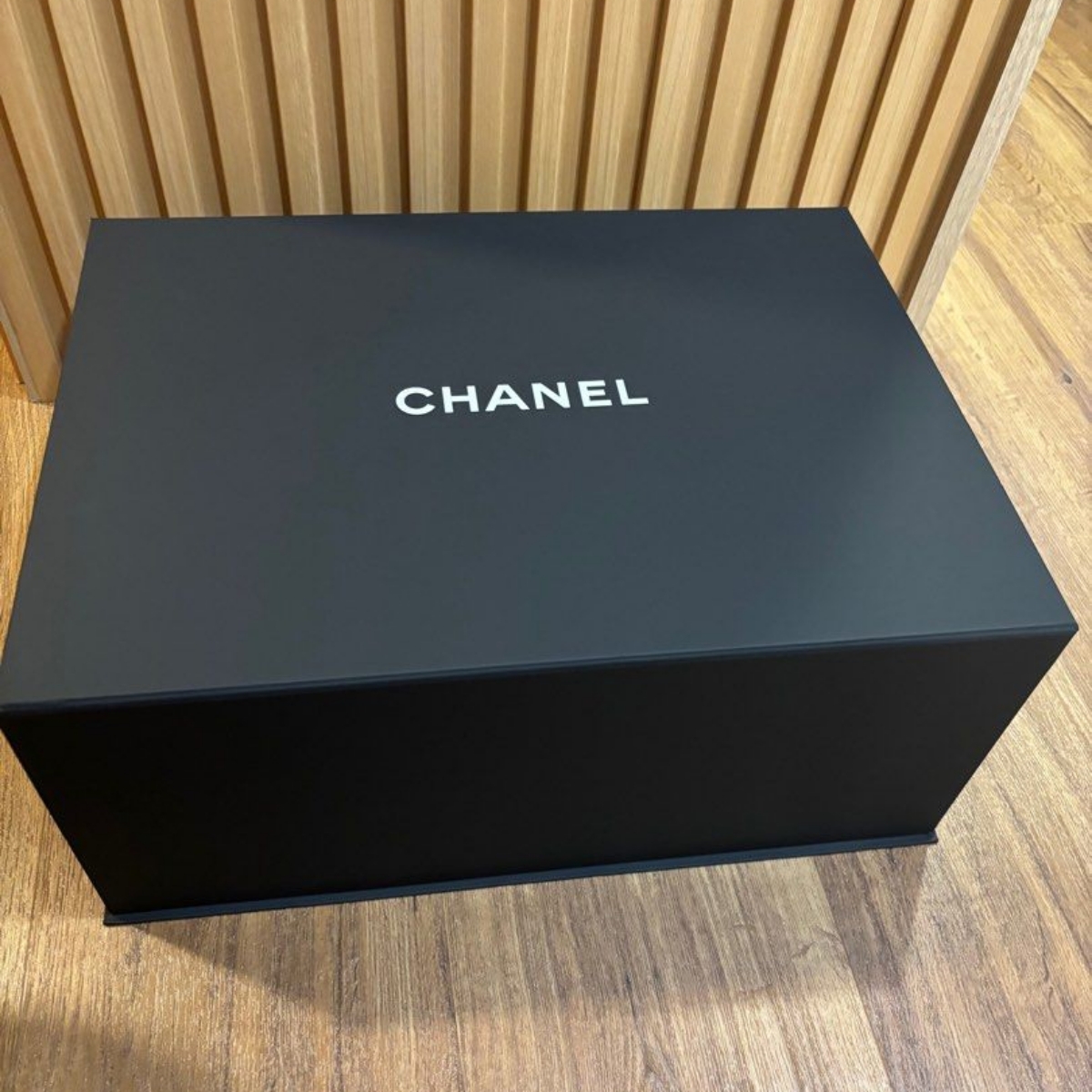 7. Periksa Packaging dan Dustbag Tas