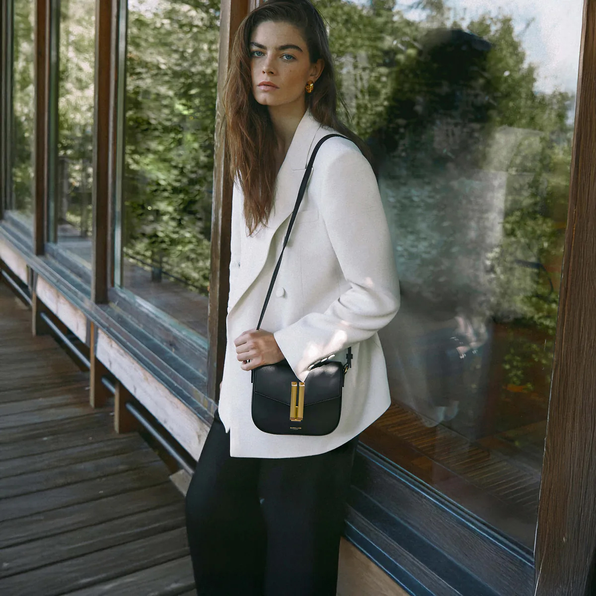 Tas DeMellier The Small Vancouver (Sumber foto: demellierlondon.com)