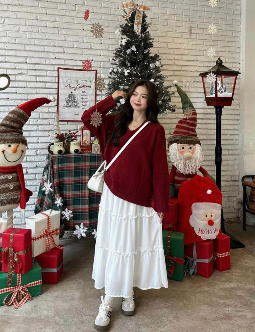 Outfit Natal dengan knitwear (sumber gambar: https://id.pinterest.com/pin/140806234617436/)