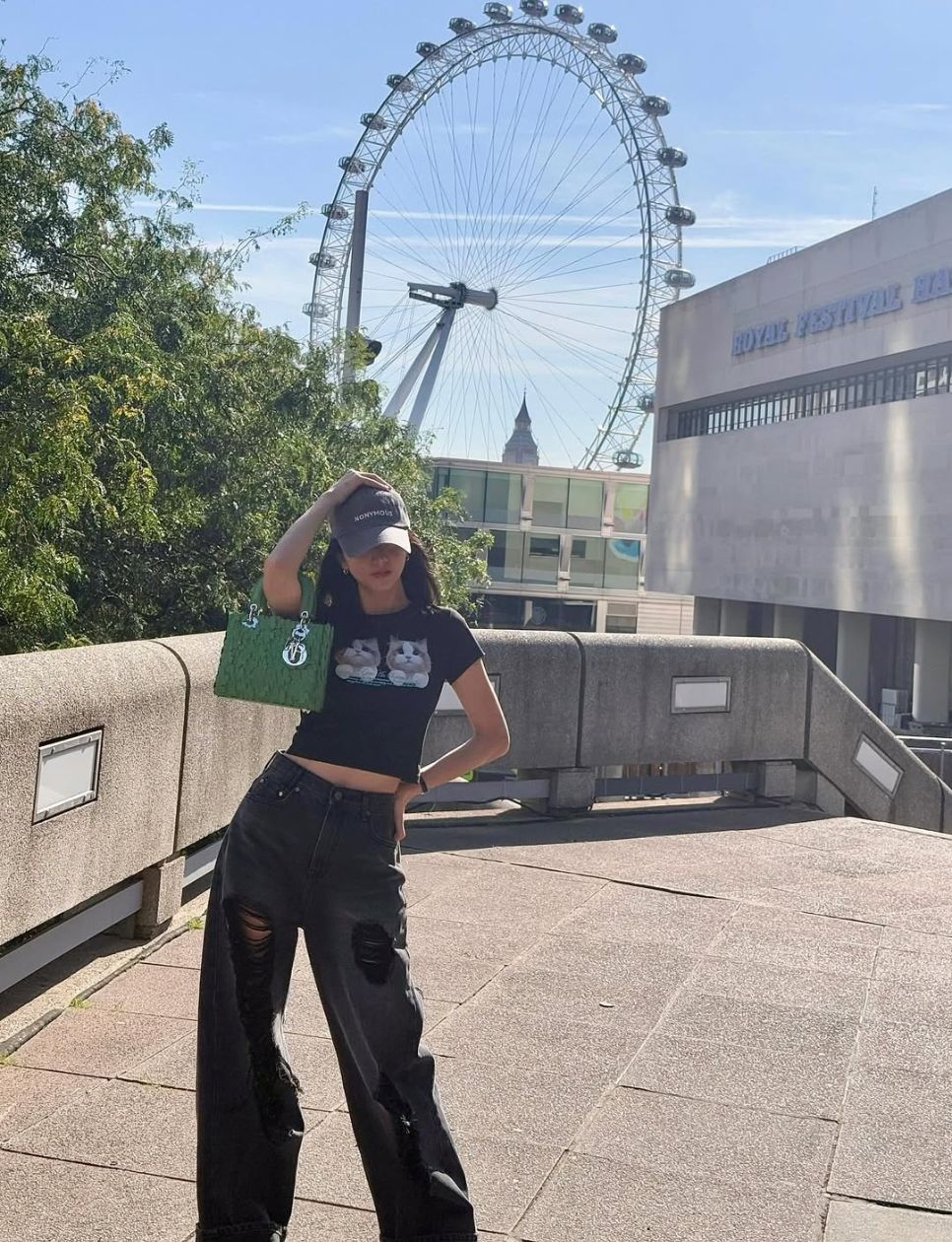 8. Dior Four Leaf Clover Koleksi Jisoo