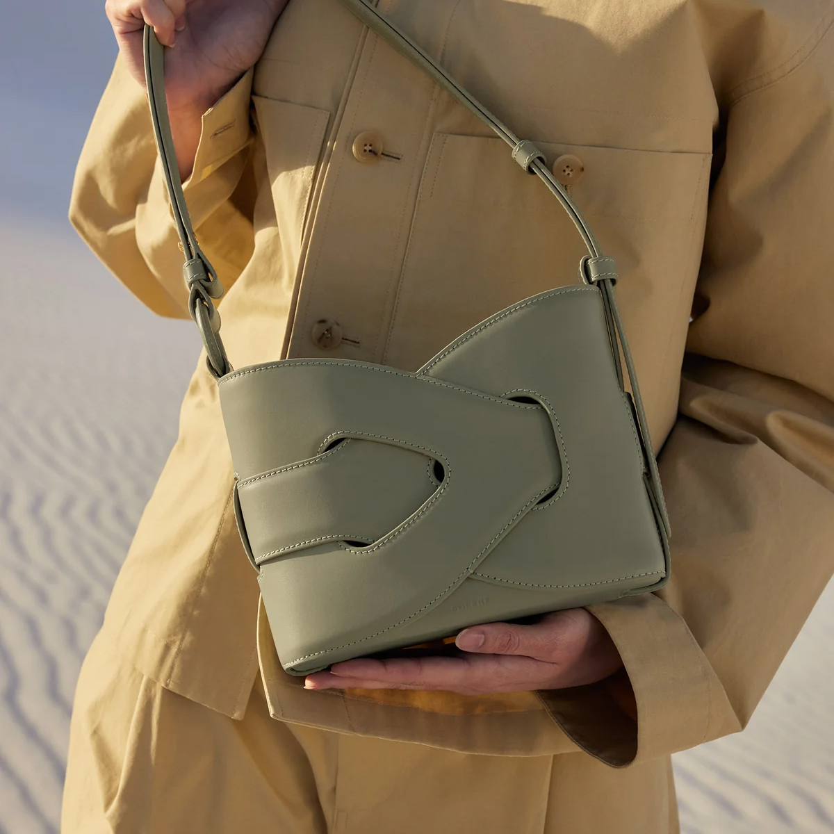 2. Struktur dan Konstruksi Tas