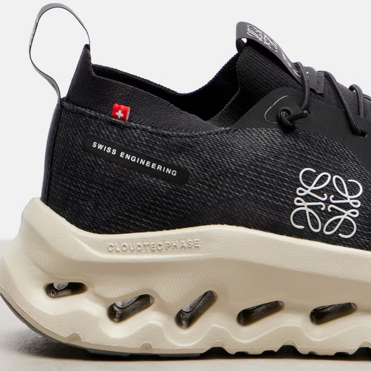 5. Perhatikan Konstruksi Heel