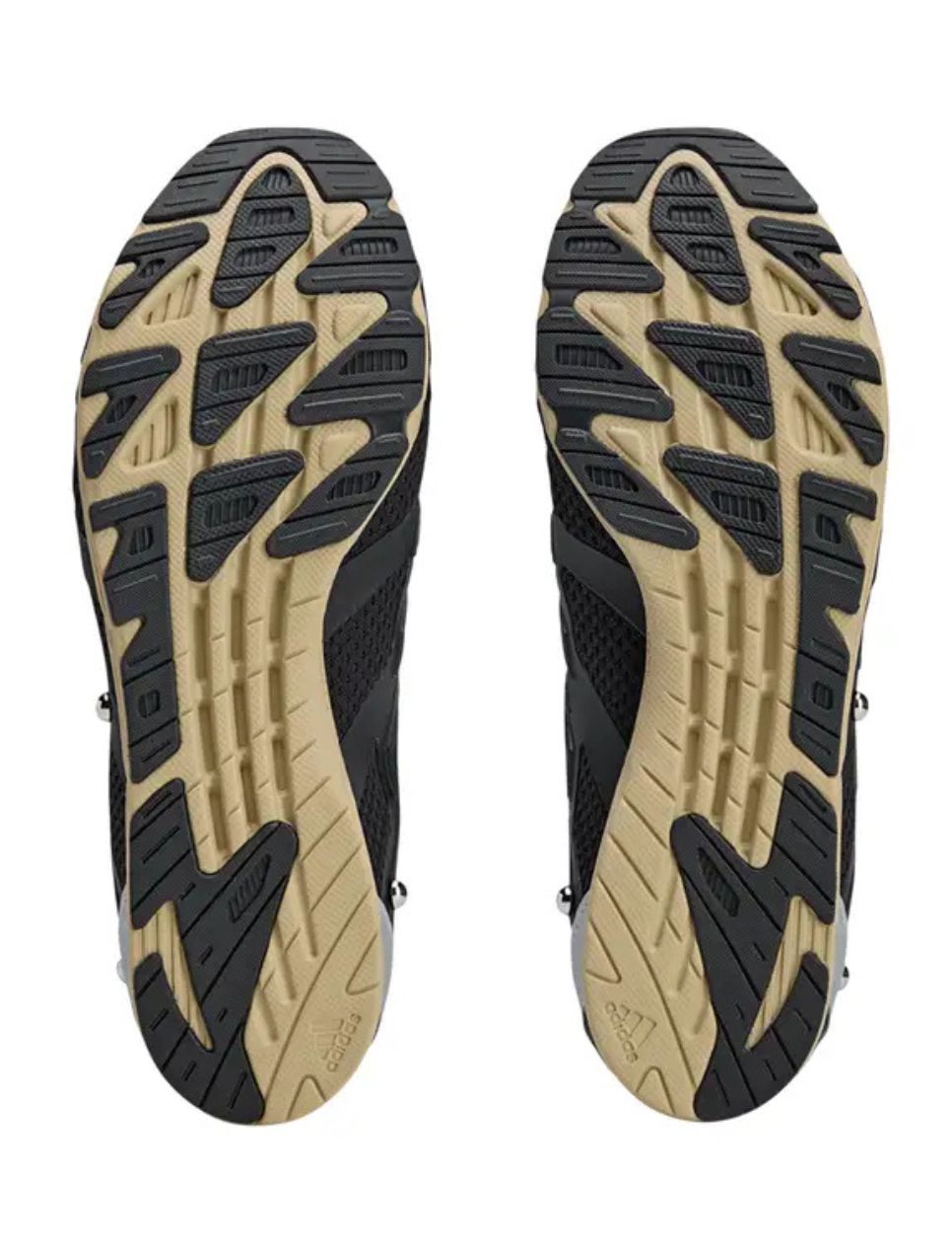 Bagian bawah sepatu Adidas Adizero PR x Song for the Mute (sumber gambar: voilà.id)