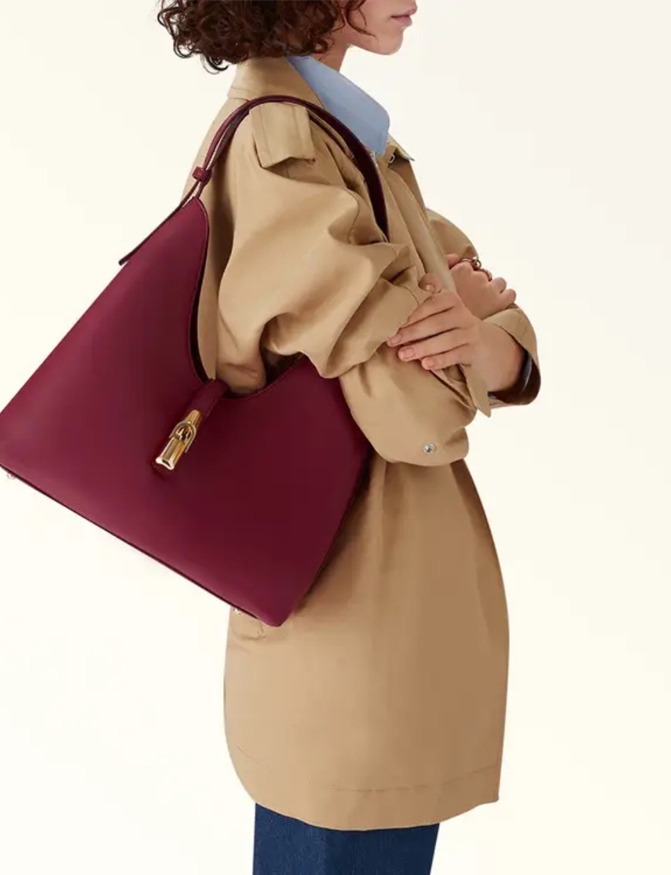 13. Furla Goccia M Shoulder Bag Ciliegia D