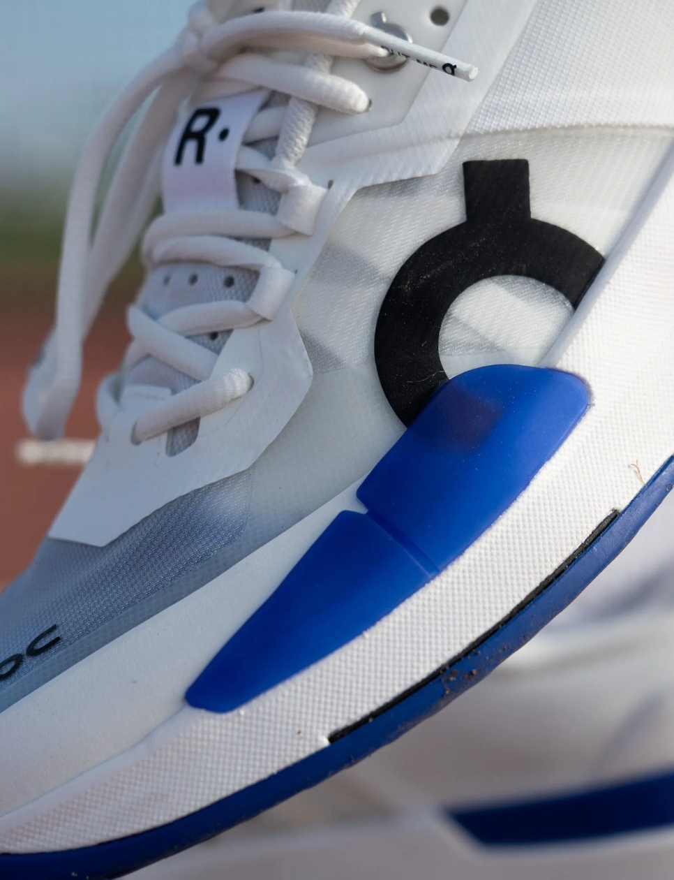 2. ON  The Roger Pro 2 Clay Running Sneakers 