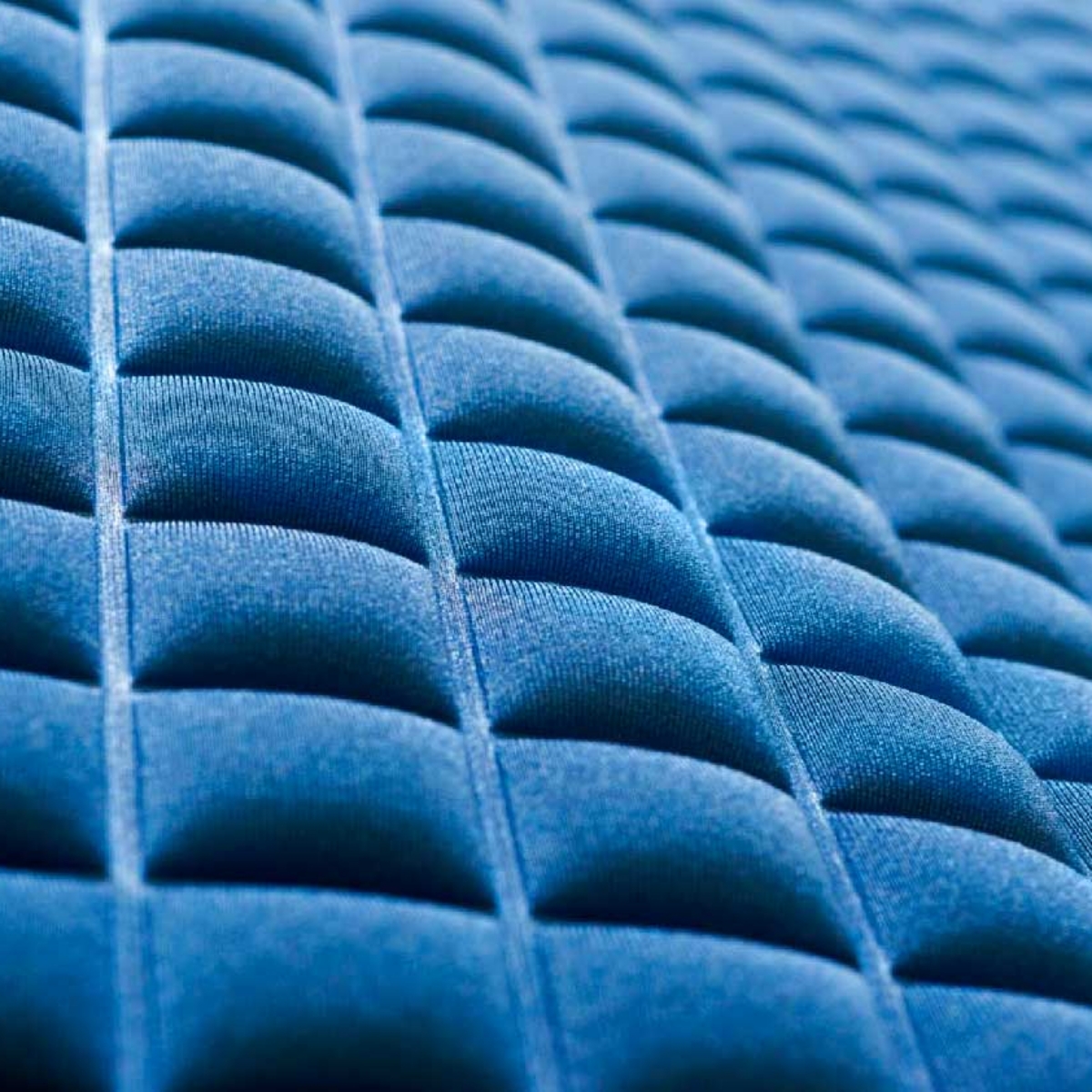 Pola kubus tiga dimensi (Sumber foto: www.bprimebags.it)