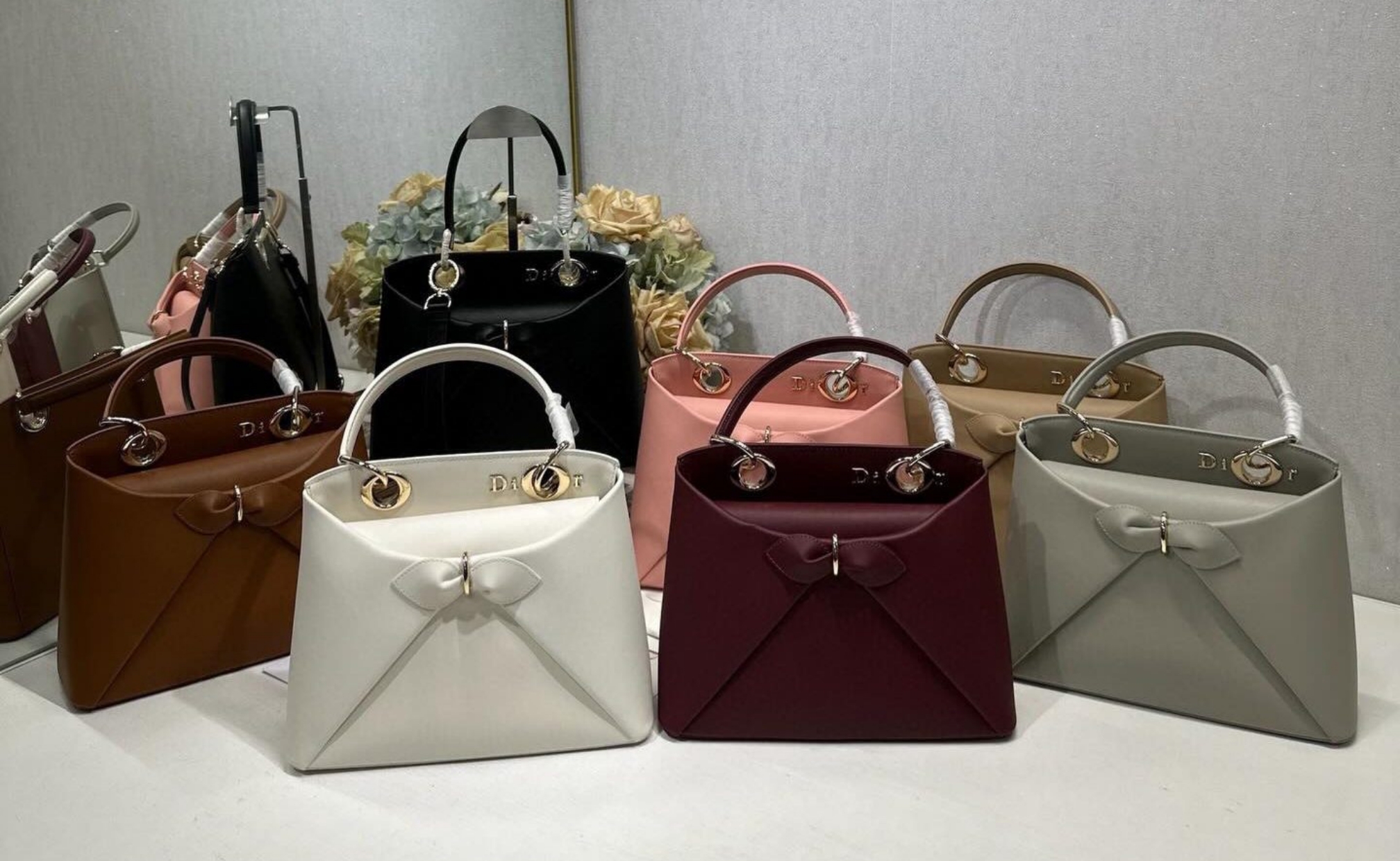 Corak warna tas Cigale (Sumber foto: laforma.club)