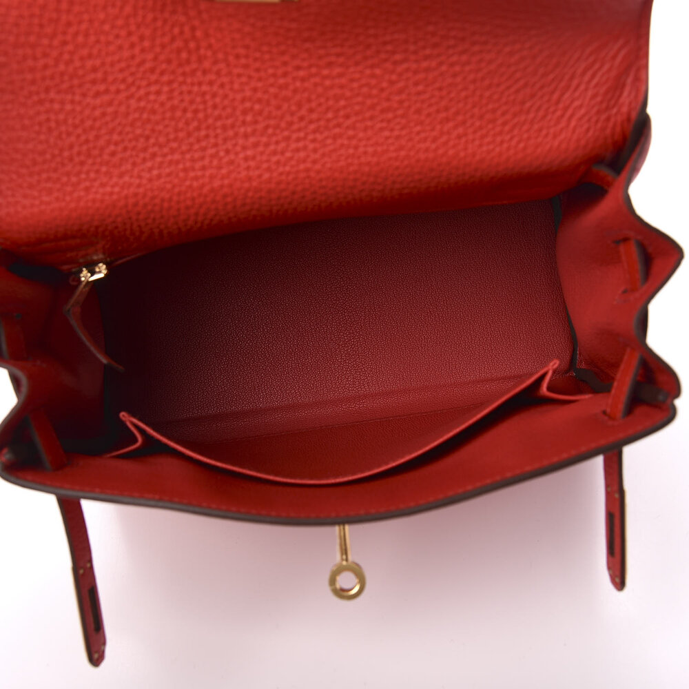 Bagian interior tas Hermès Togo Kelly Retourne 25 Rouge De Coeur