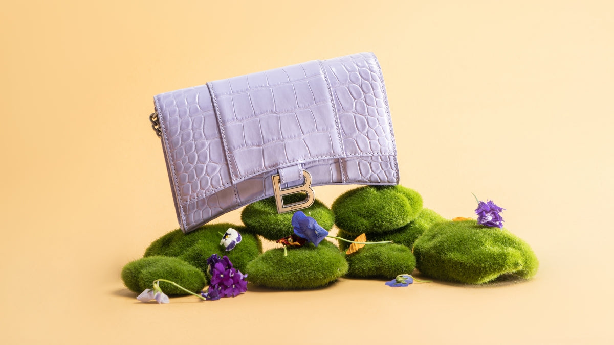 Dompet atau Tas? Ini 7 Rekomendasi Wallet on Chain Wanita Terbaru!