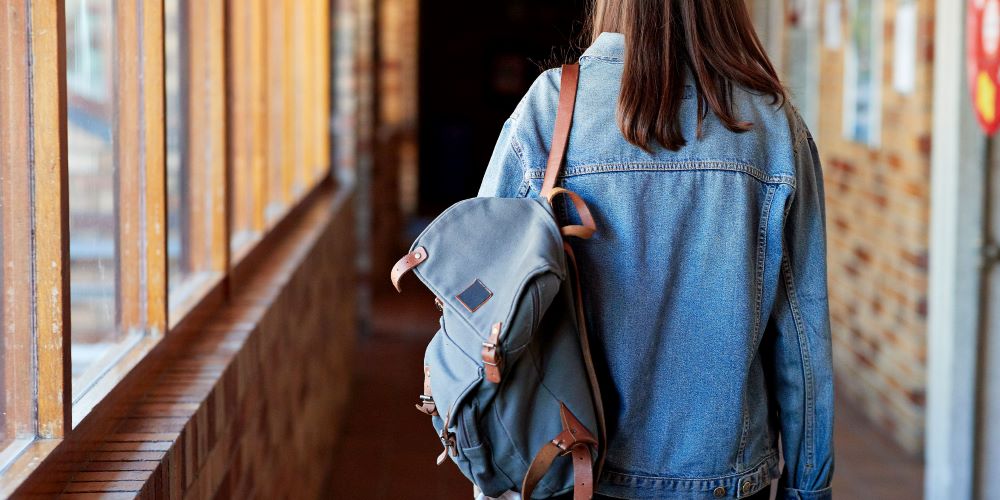 Tampil Stylish dengan Backpack