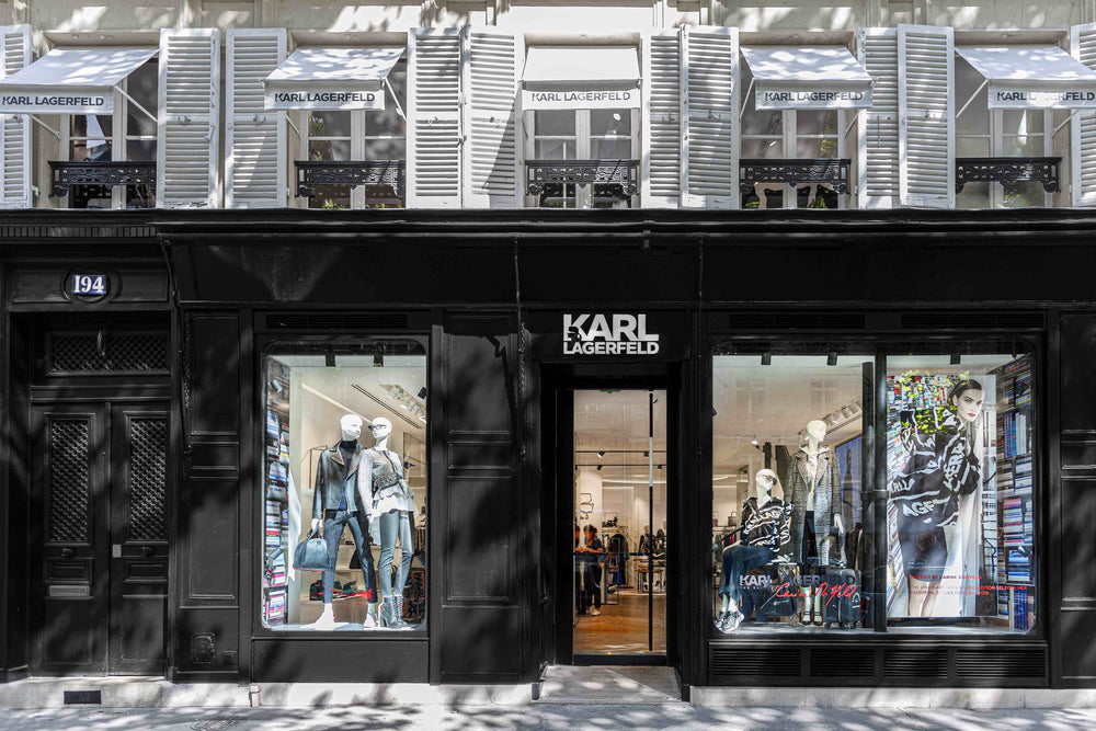 Toko Karl Lagerfeld yang Khas dengan Hitam Putihnya