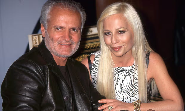 Donatell bersama kakaknya Gianni Versace