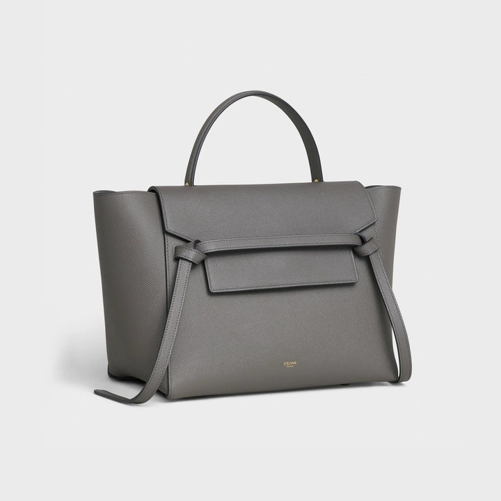 Tas seri Belt Bag khas Celine